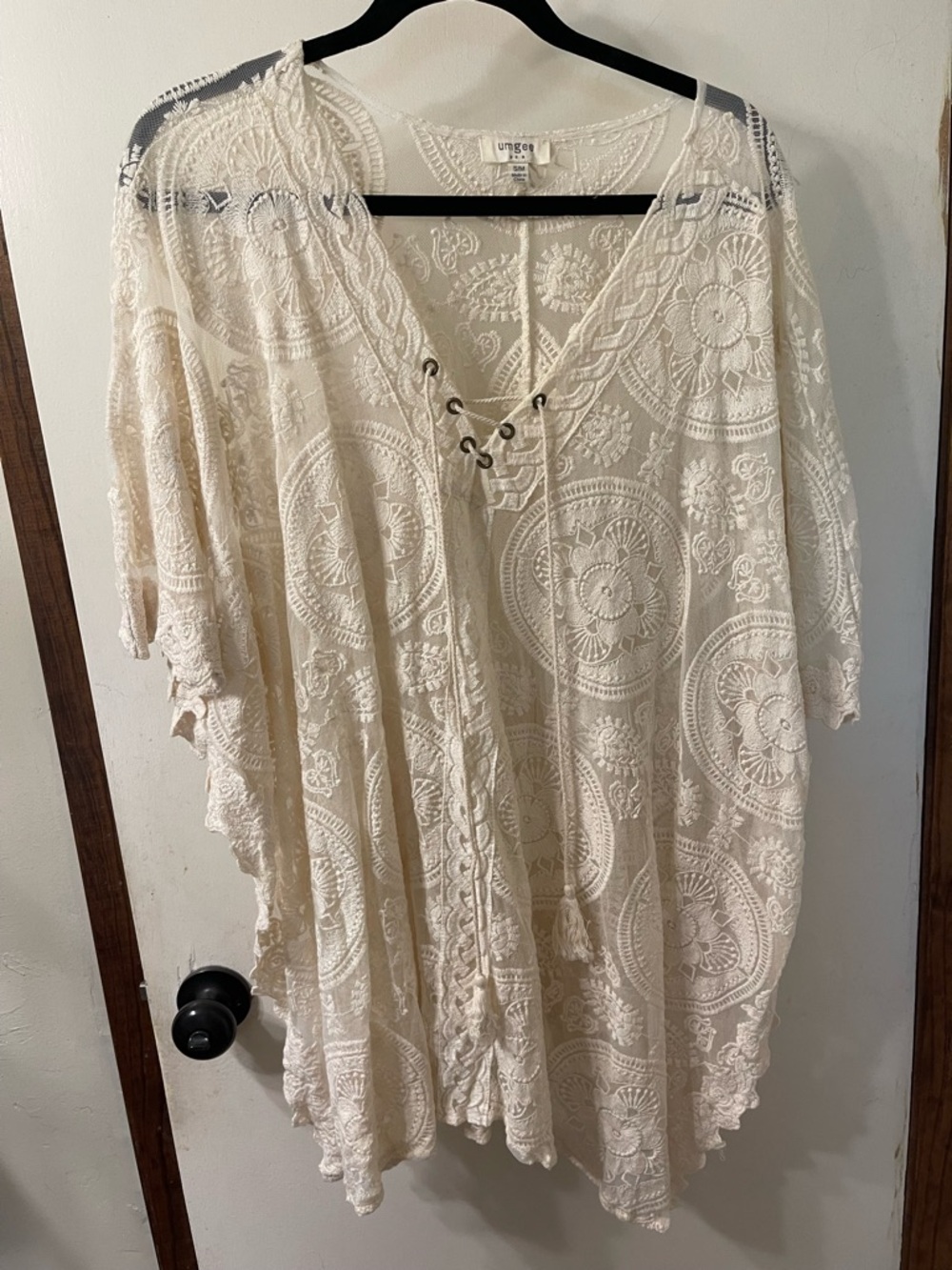 Umgee Cream Crochet Lace-Up Tunic Top Sz. S/M #140